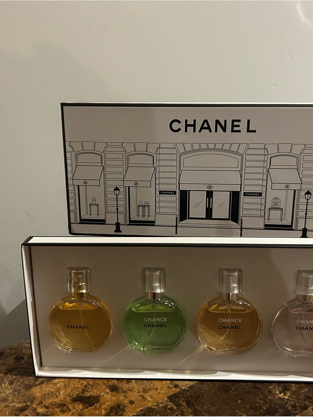 CHANEL Chance Mini Fragrance Set - Amber, Green, Pink